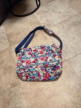 Vera Bradley Summer Cottage messenger diaper travel computer bag floral